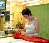 Швейная мастерская по экспресс-ремонту и подгонке одежды