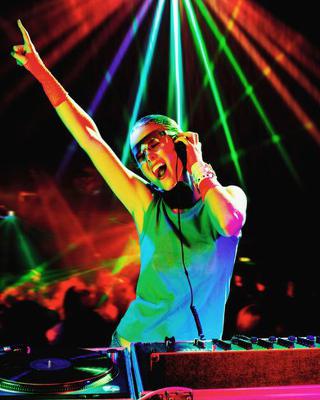 Как открыть ночной клуб