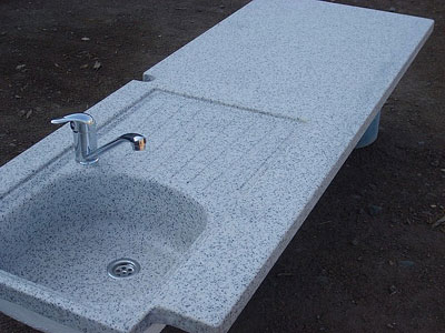 Столешница из искусственного камня Столешница с мойкой